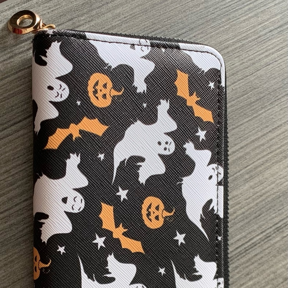 Halloween theme wallet